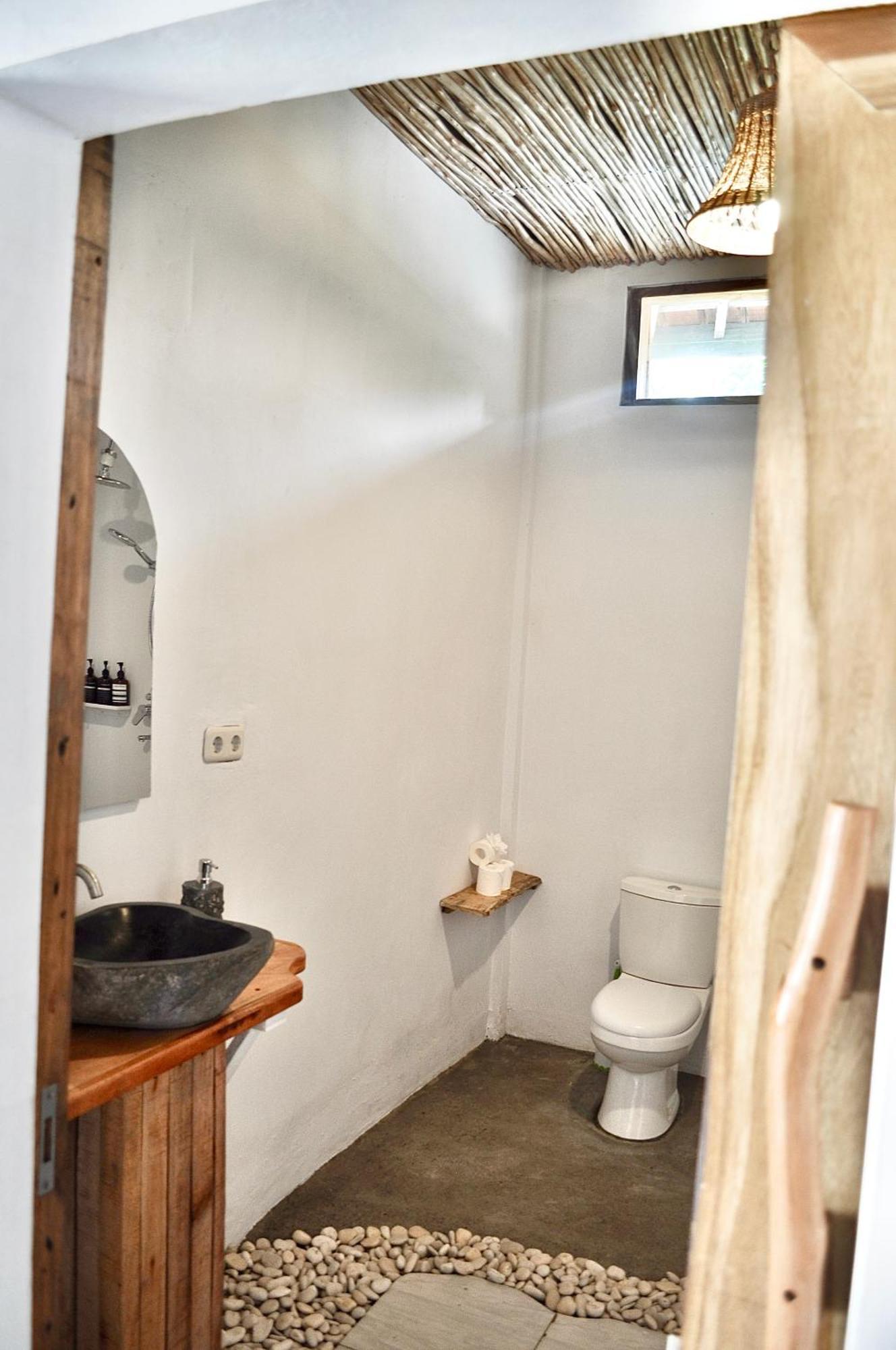 Ripbowl Guest House Selong Belanak Buitenkant foto