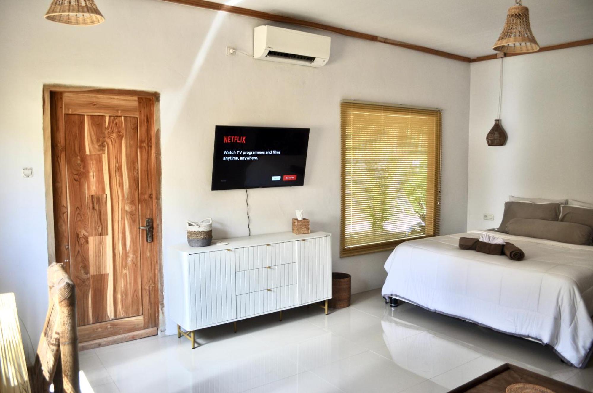Ripbowl Guest House Selong Belanak Buitenkant foto