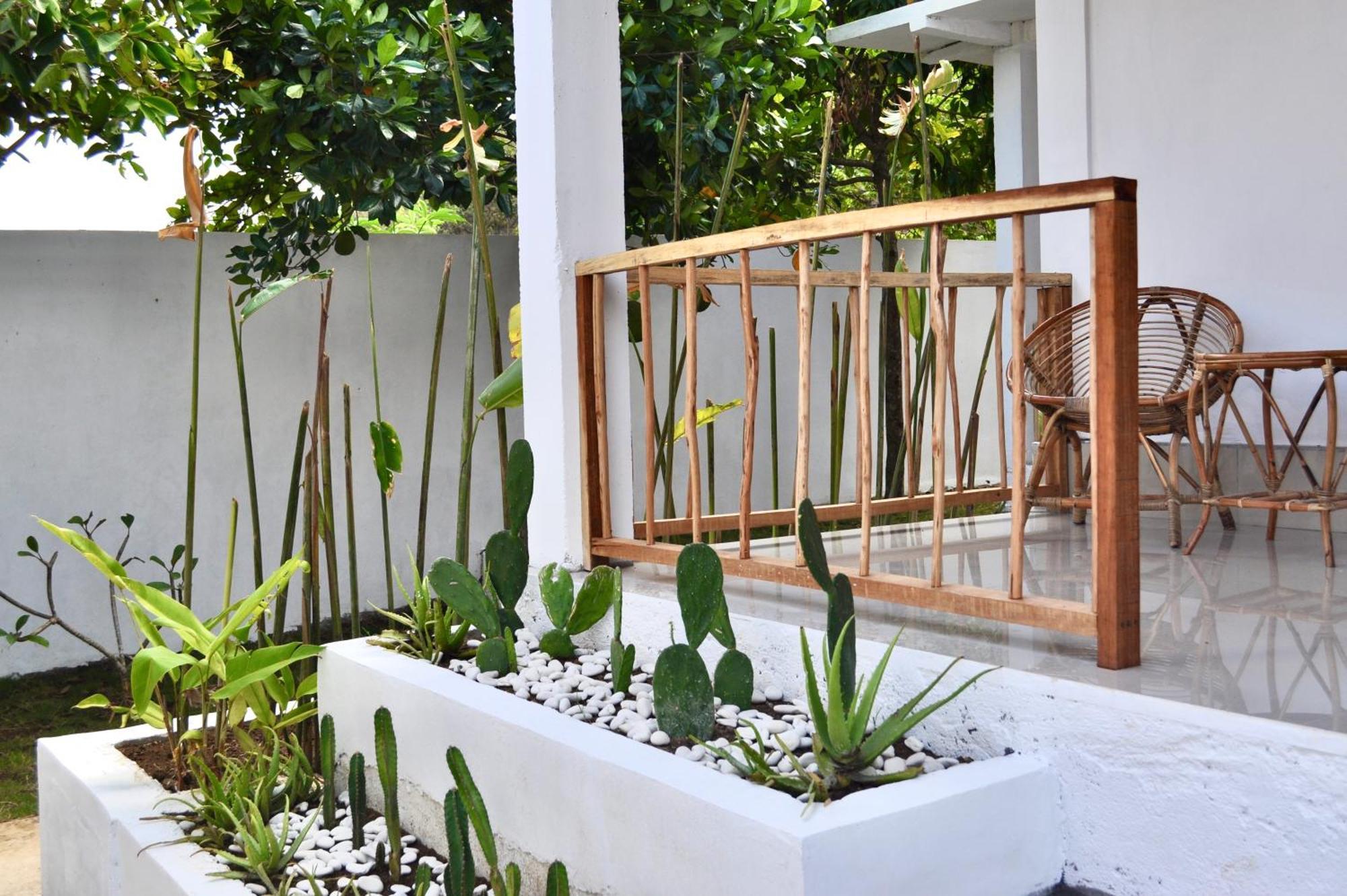 Ripbowl Guest House Selong Belanak Buitenkant foto