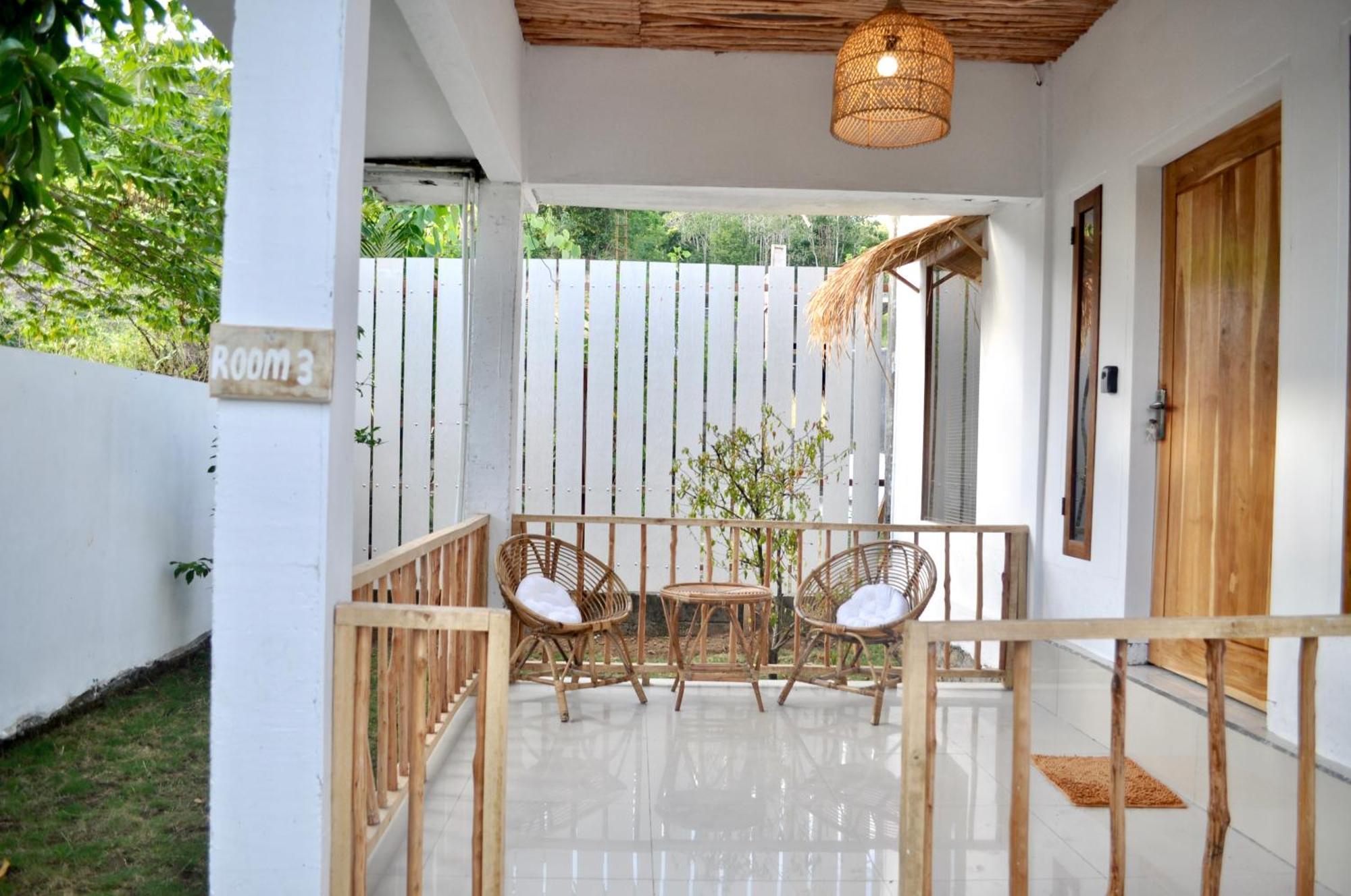 Ripbowl Guest House Selong Belanak Buitenkant foto